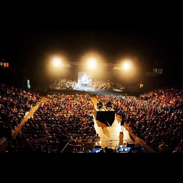 Quique Domenech — Coliseum concert, Puerto Rico