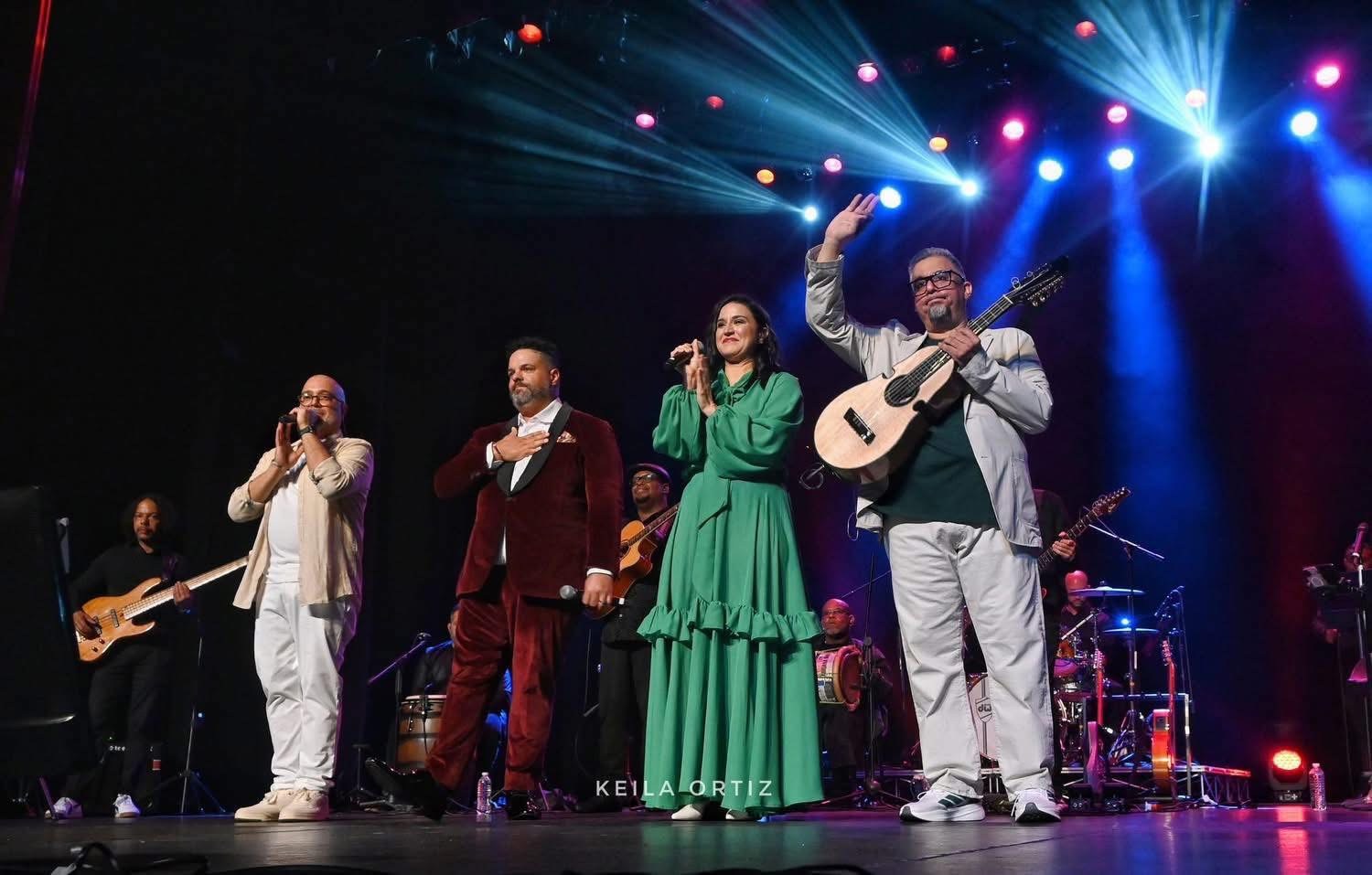 Quique Domenech — Sonido Tré in concert